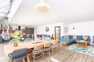 Photo 37- click for photo gallery